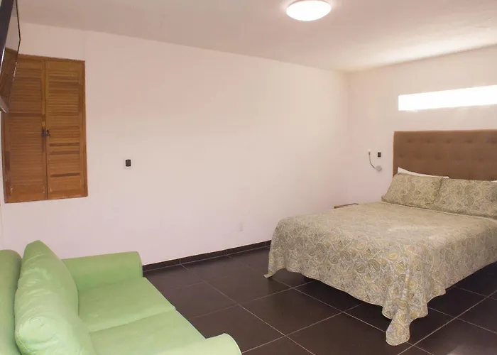Milagros Hotel 2*